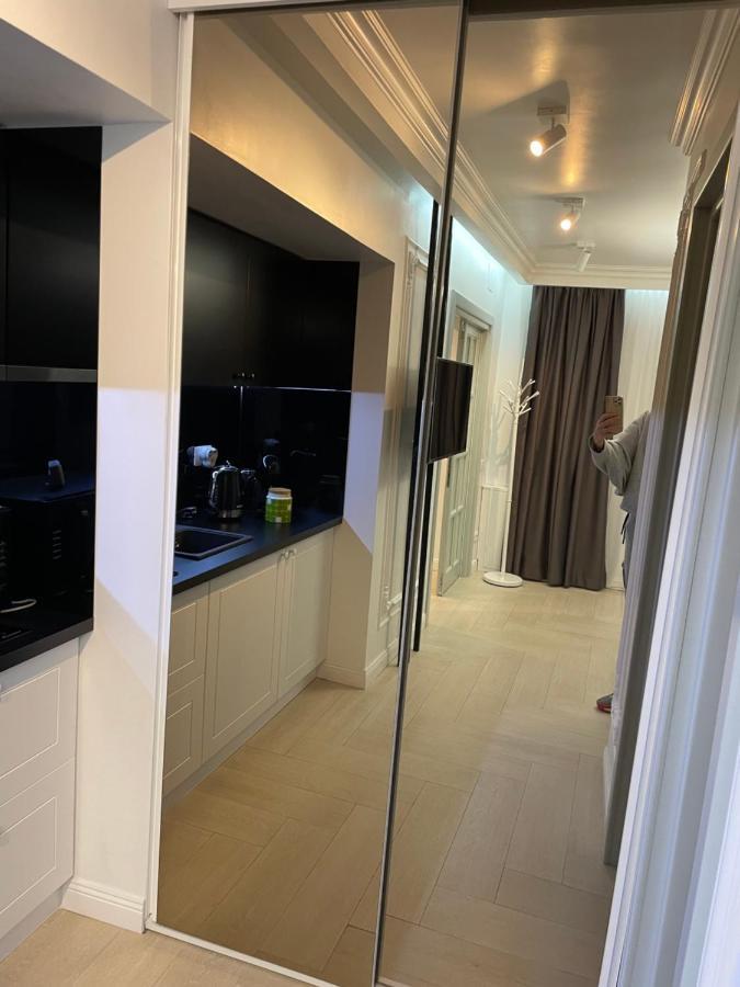 Luxury City Studios Curtea De Arges Ngoại thất bức ảnh